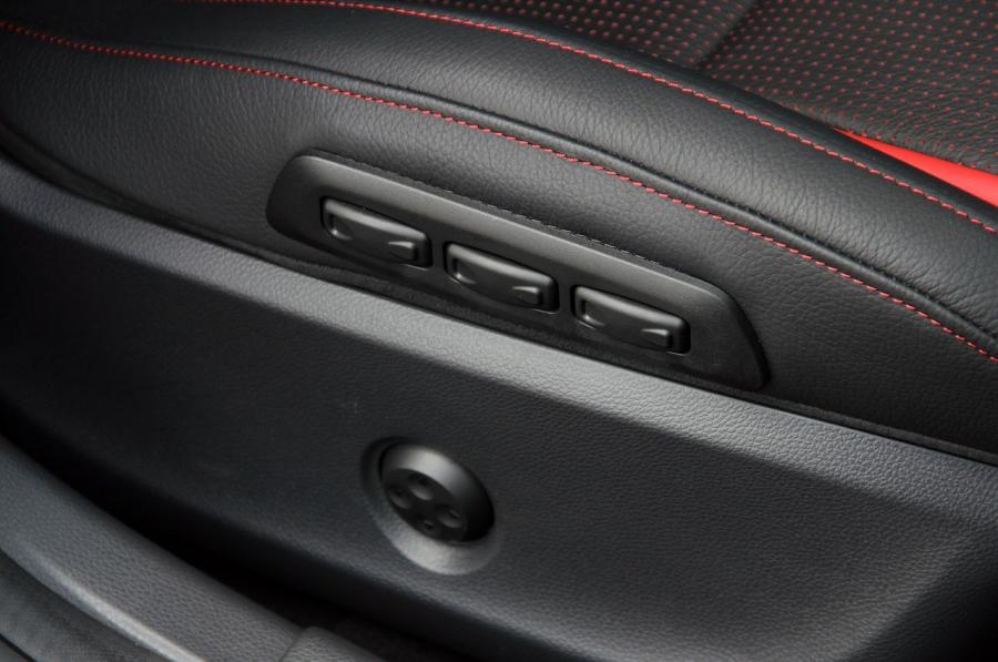  Mercedes-Benz CLA45 AMG 2014 года  (фото 46 из 110)